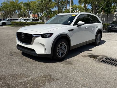 Used 2024 MAZDA CX-90 3.3 Turbo w/ Preferred Package AWD/4WD image 3