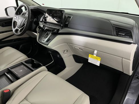 New 2026 Honda Odyssey EX-L image 24