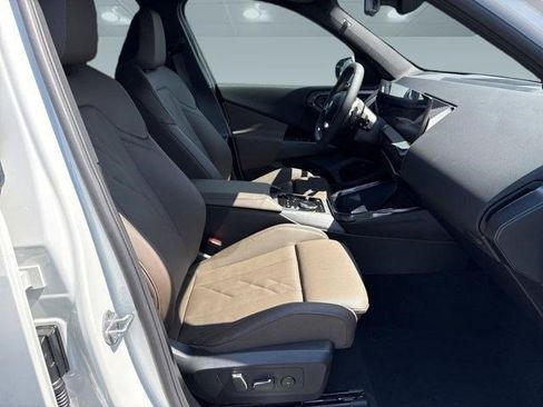 Used 2025 BMW X3 xDrive30i w/ Convenience Package image 27