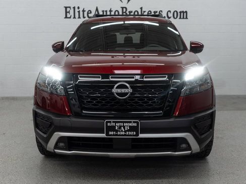 Used 2023 Nissan Pathfinder Rock Creek AWD/4WD image 3
