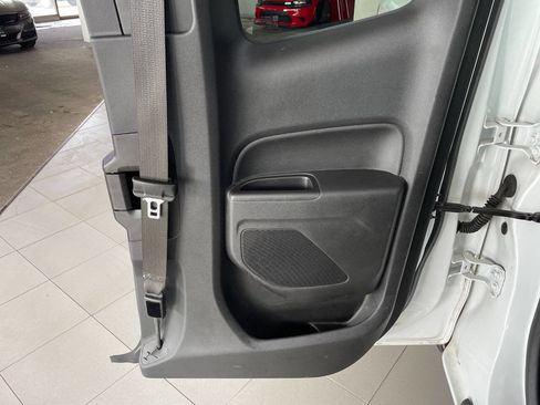 Used 2017 Chevrolet Colorado LT w/ LT Convenience Package image 28