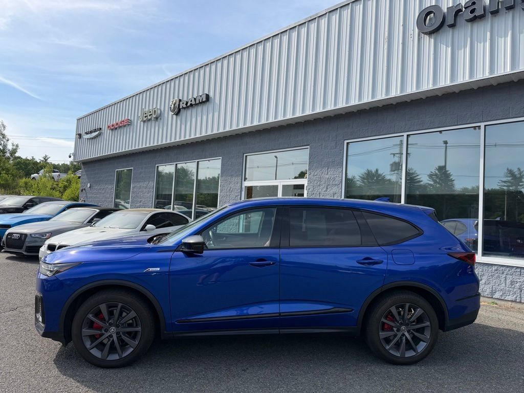 Used 2025 Acura MDX A-Spec AWD/4WD image 3