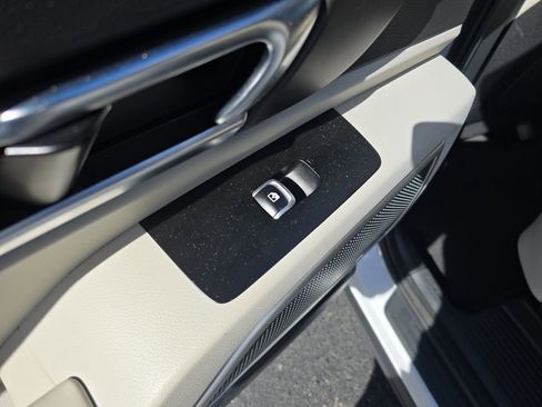 Used 2021 Kia Telluride EX image 17