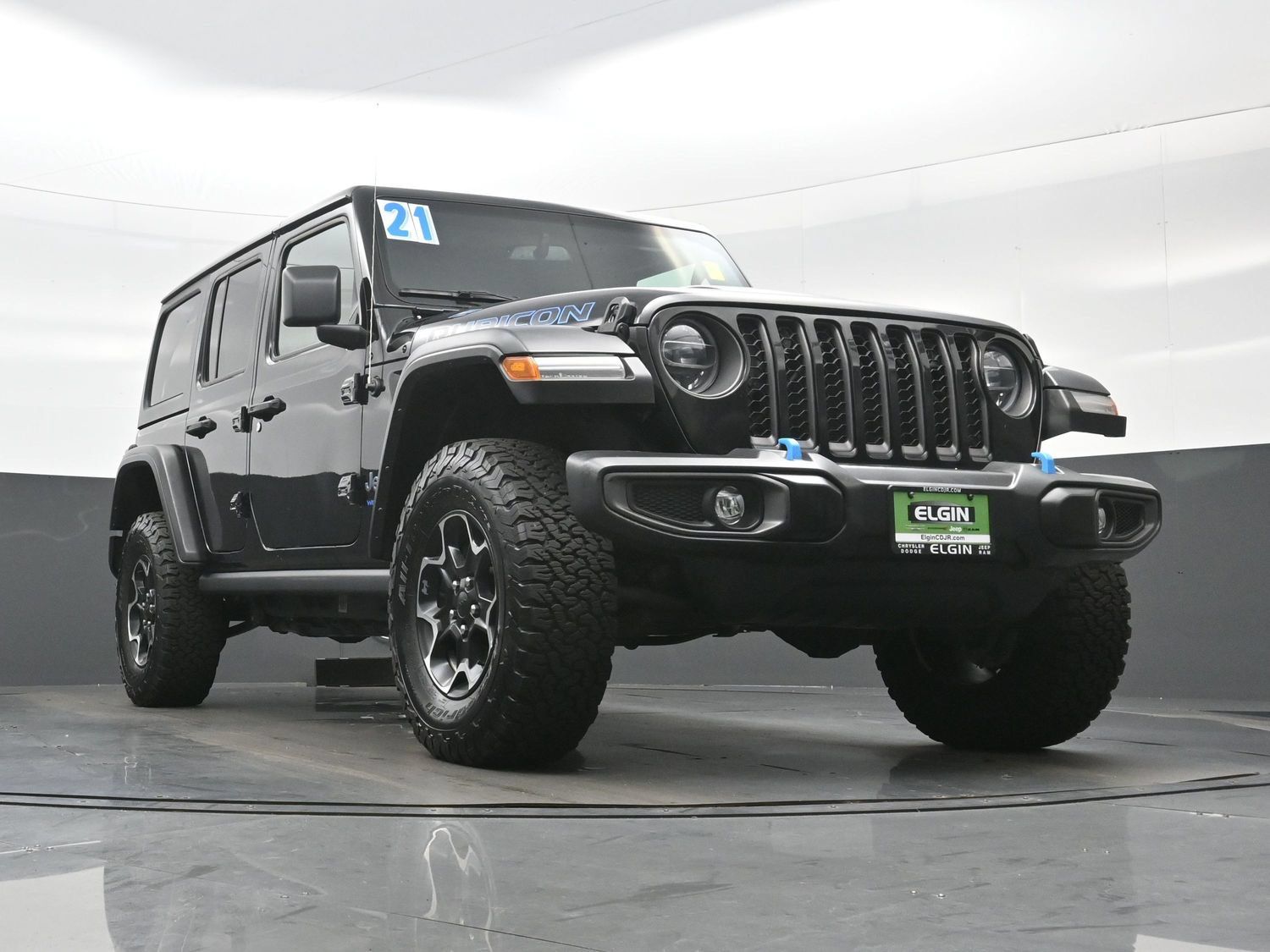 Used 2021 Jeep Wrangler Unlimited Rubicon 4xe w/ Cold Weather Group AWD/4WD image 33
