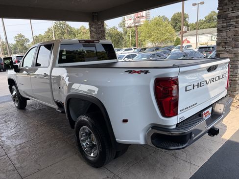 Used 2024 Chevrolet Silverado 3500 LT w/ All Star Edition AWD/4WD image 9