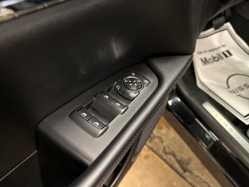 Used 2022 Lincoln Nautilus Reserve w/ Monochromatic Package image 23