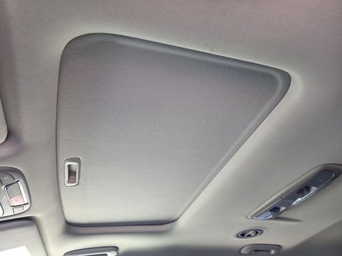 Used 2025 Kia Telluride S image 18