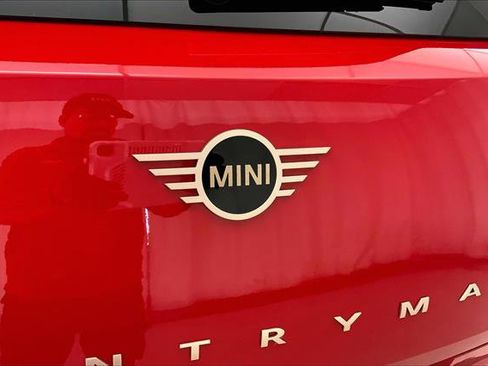 Certified 2025 MINI Cooper Countryman S w/ Comfort Package Max image 30