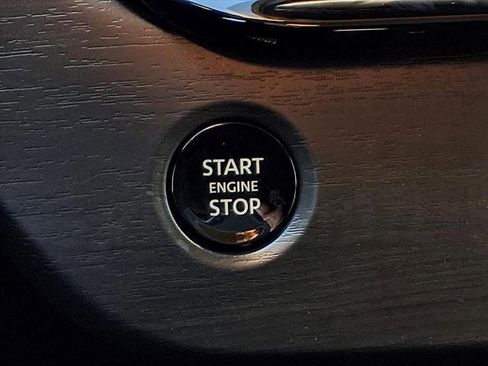 Certified 2025 Nissan Murano SL image 22