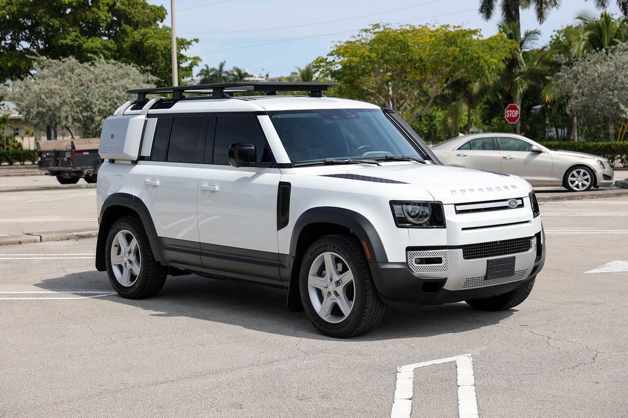 Used 2022 Land Rover Defender 110 SE AWD/4WD image 2
