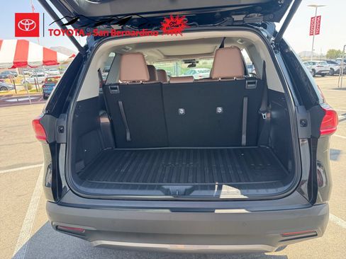 New 2026 Toyota Grand Highlander AWD image 16