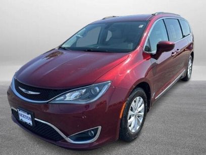 Used 2017 Chrysler Pacifica Touring-L