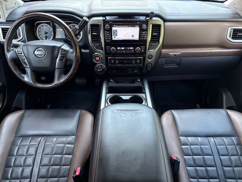 Used 2017 Nissan Titan Platinum Reserve AWD/4WD image 17