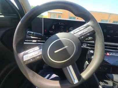 Used 2025 Hyundai Tucson SEL FWD image 13
