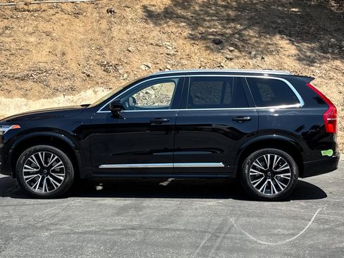 Certified 2023 Volvo XC90 T8 Plus image 8