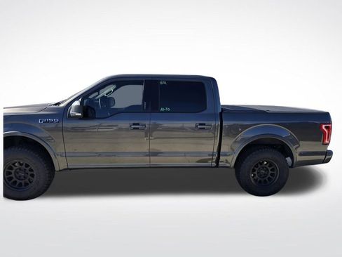 Used 2017 Ford F150 XLT w/ Equipment Group 302A Luxury image 4