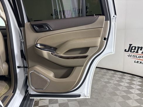Used 2019 GMC Yukon SLT RWD image 23