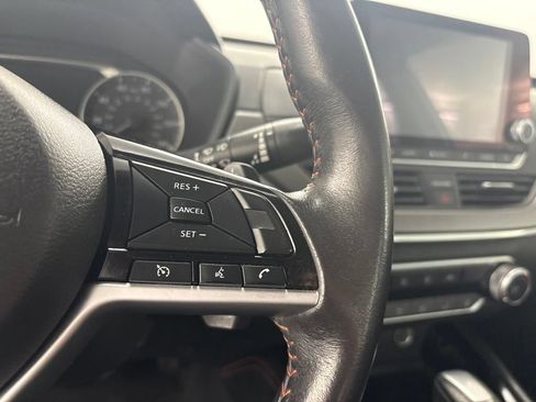 Used 2024 Nissan Altima 2.5 SR FWD image 20