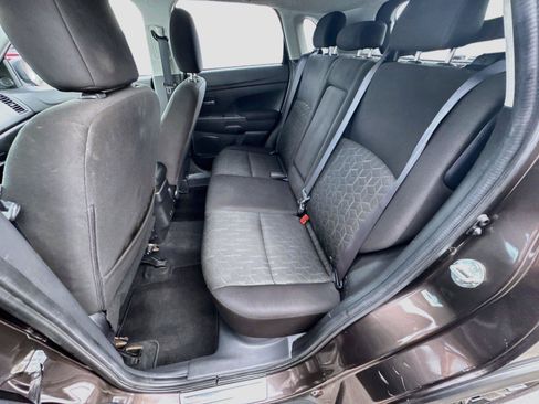 Used 2024 Mitsubishi Outlander Sport AWD image 23