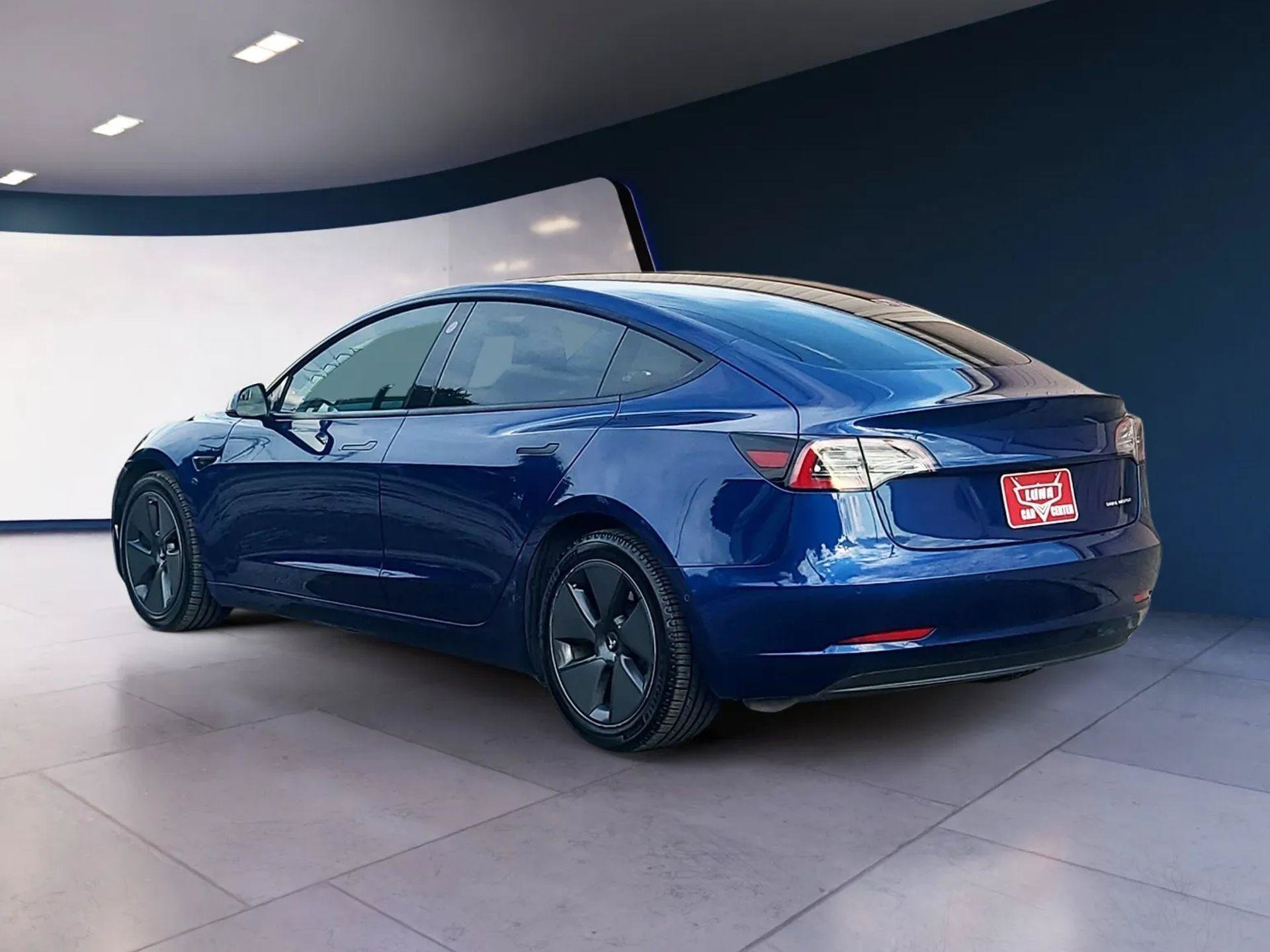 Used 2021 Tesla Model 3 Long Range AWD/4WD image 2