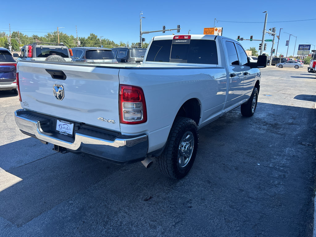 Used 2024 RAM 2500 Tradesman w/ Chrome Appearance Group AWD/4WD image 5