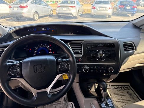 Used 2013 Honda Civic LX image 11