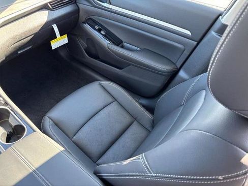 Certified 2025 Nissan Altima 2.5 SL FWD image 10
