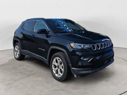 Used 2025 Jeep Compass Latitude w/ Sun & Sound Group