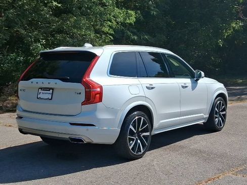 Used 2021 Volvo XC90 T6 Momentum w/ Advanced Package AWD/4WD image 5