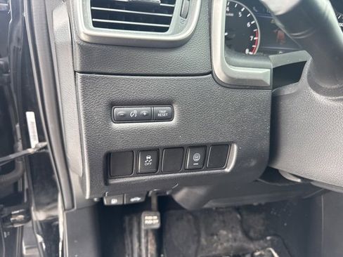 Used 2020 Nissan Murano S w/ Technology Package image 16