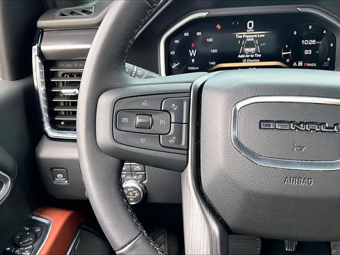 Used 2026 GMC Sierra 2500 Denali Ultimate AWD/4WD image 22