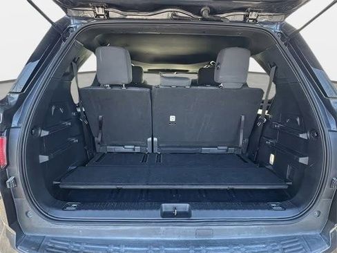 Used 2025 Toyota Sequoia SR5 AWD/4WD image 25