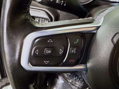 Used 2021 Jeep Wrangler Unlimited Sahara AWD/4WD image 22