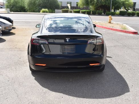 Used 2022 Tesla Model 3 RWD image 4