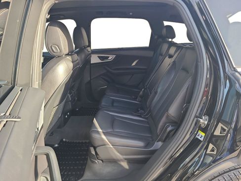 Used 2018 Audi Q7 2.0T Premium Plus w/ Premium Plus Package AWD/4WD image 19