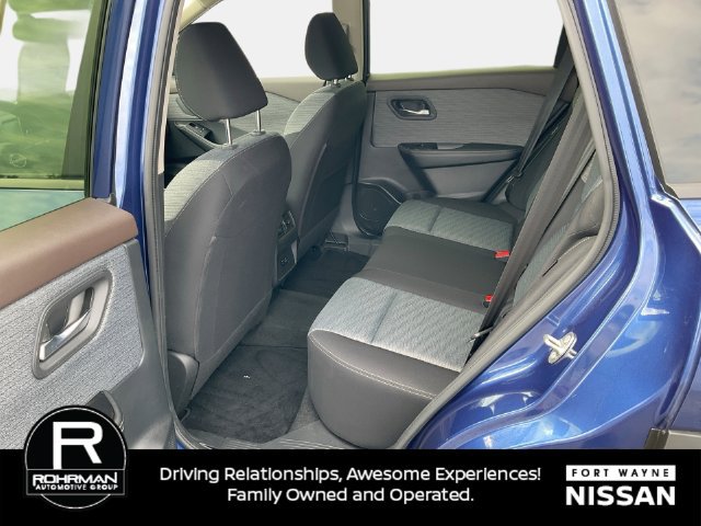 Certified 2023 Nissan Rogue SV AWD/4WD image 15
