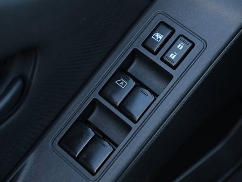 Used 2022 Nissan Frontier S w/ Technology Package image 15