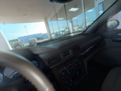 Used 2004 Chrysler Sebring Limited FWD image 37