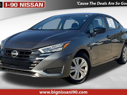 Used 2025 Nissan Versa S w/ Trunk Package