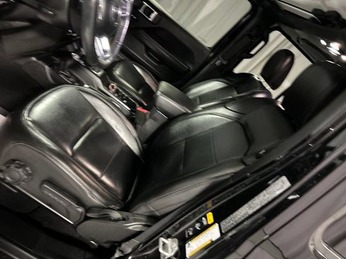 Used 2021 Jeep Wrangler Unlimited Sahara AWD/4WD image 12