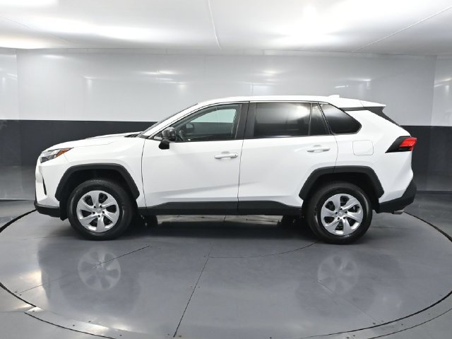 Used 2025 Toyota RAV4 LE FWD image 7