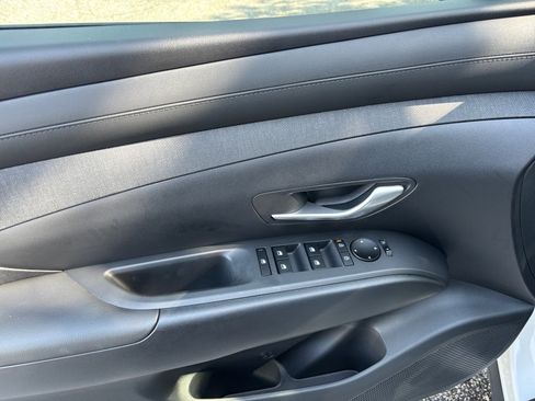 Certified 2025 Hyundai Tucson SEL image 32