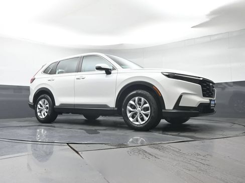 Used 2023 Honda CR-V LX image 32