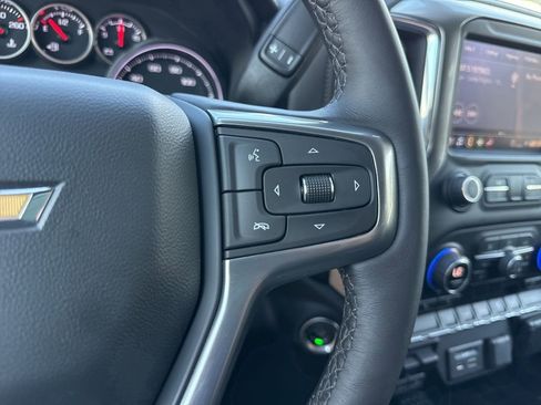 Used 2022 Chevrolet Silverado 2500 LTZ image 17