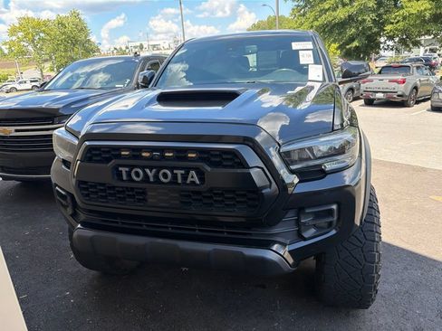Used 2020 Toyota Tacoma TRD Pro AWD/4WD image 4