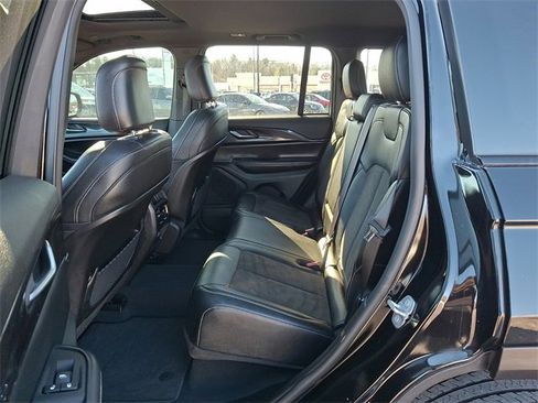 Used 2023 Jeep Grand Cherokee Altitude image 14