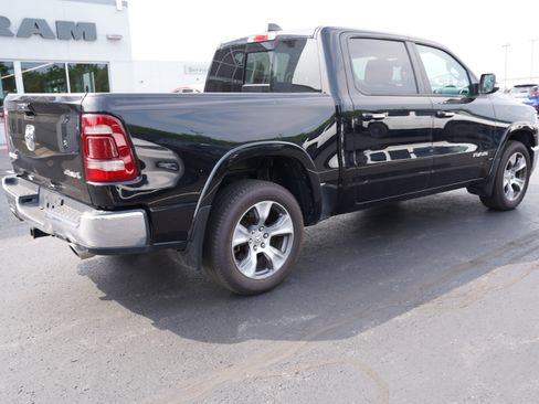 Used 2019 RAM 1500 Laramie AWD/4WD image 3