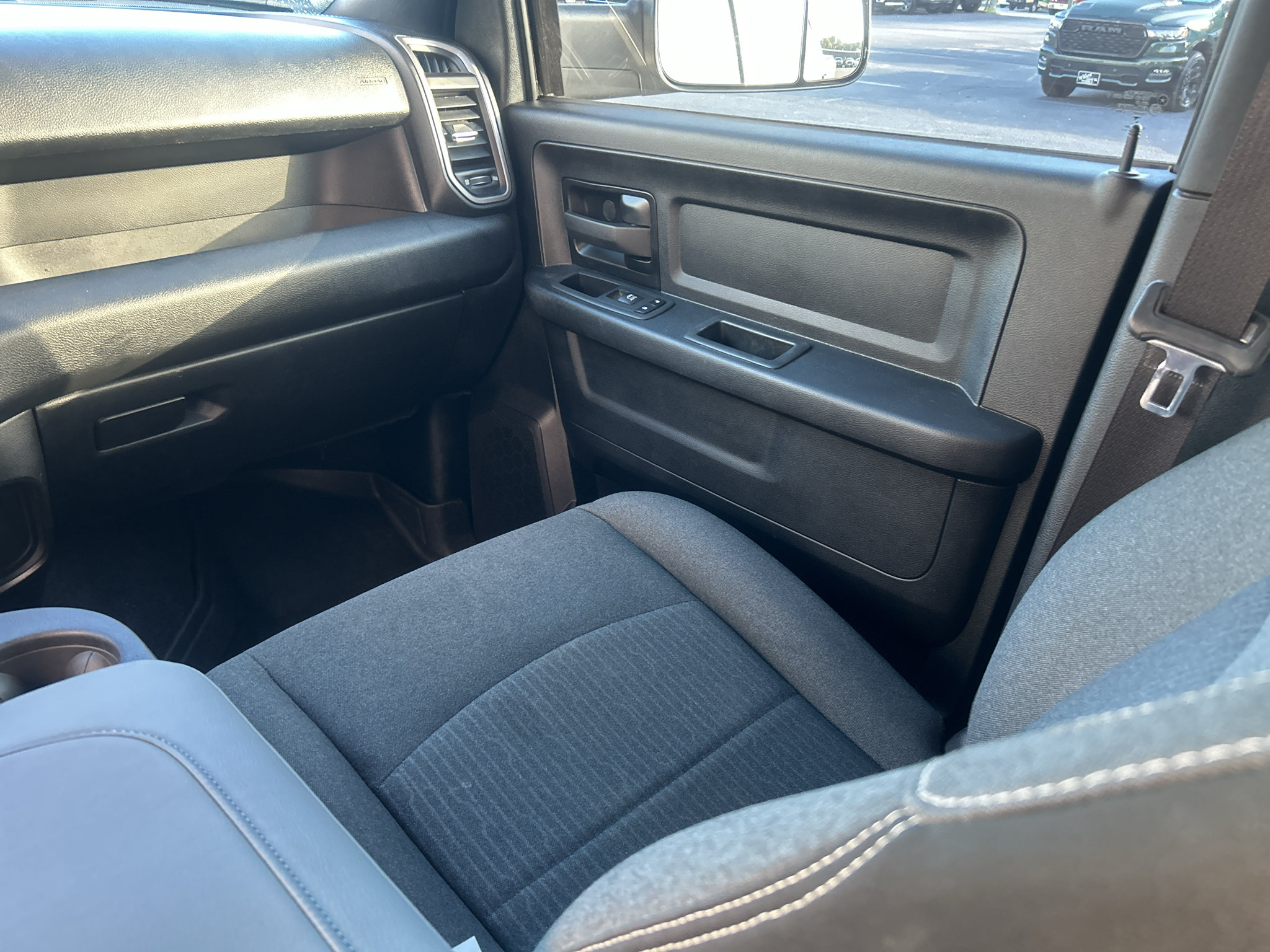 Used 2022 RAM 2500 Tradesman AWD/4WD image 11