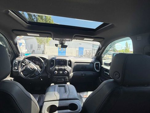Used 2022 GMC Sierra 3500 AT4 w/ AT4 Premium Plus Package AWD/4WD image 12