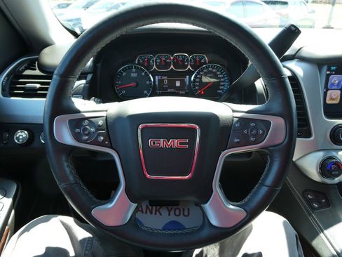 Used 2017 GMC Yukon SLT w/ Premium Edition AWD/4WD image 35